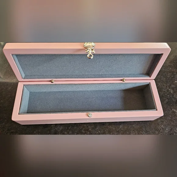Baby Box - Picture 2 of 10